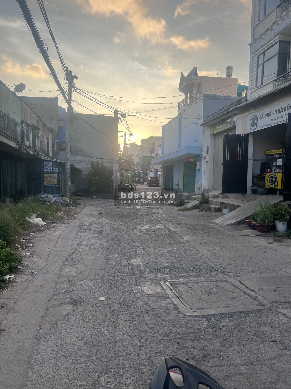 CHO THUÊ ĐẤT TRỐNG QUẬN BÌNH TÂN ( 500m2) TRỤC ĐƯỜNG CHÍNH VÕ VĂN KIỆT RẼ VÀO