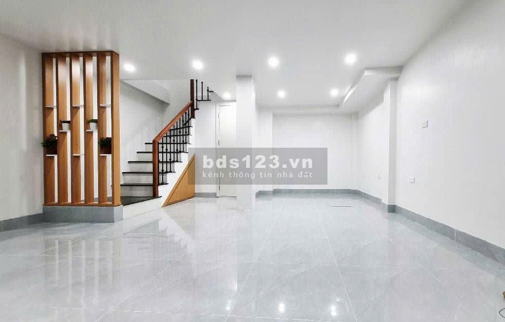 BÁN NHÀ DẠNG HIẾM ĐƯỜNG GIÁP BÁT 35M2 x 5 TẦNG - MẶT TIỀN…