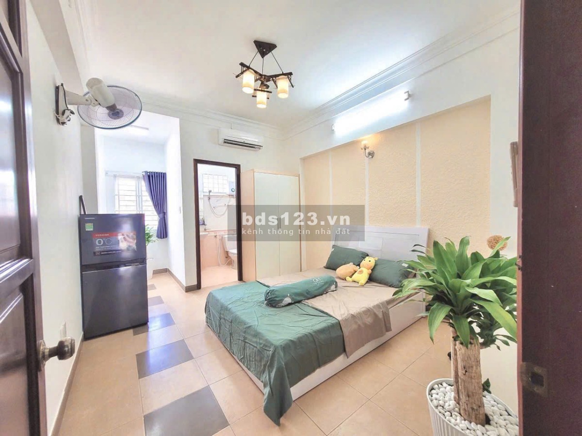 Q1 – 6TR5 – FREE 2 XE – STUDIO CỬA SỔ TRỜI