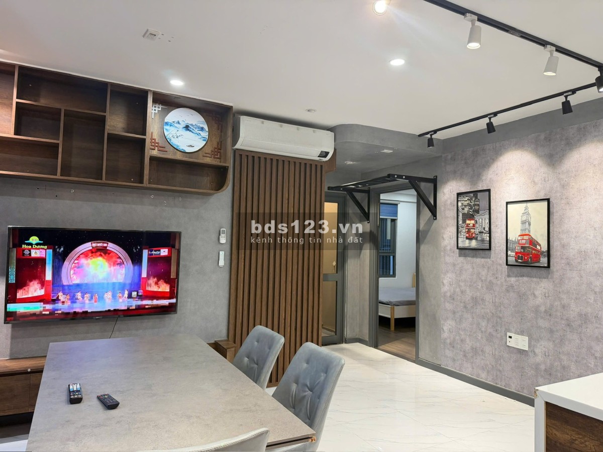 BÁN GẤP CH The Gold View Q4-Giá:2,510 tỷ-2PN-2WC-77m2-Nội thất…