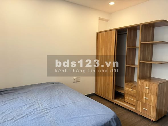 BÁN GẤP CH The Gold View Q4-Giá:2,510 tỷ-2PN-2WC-77m2-Nội thất…