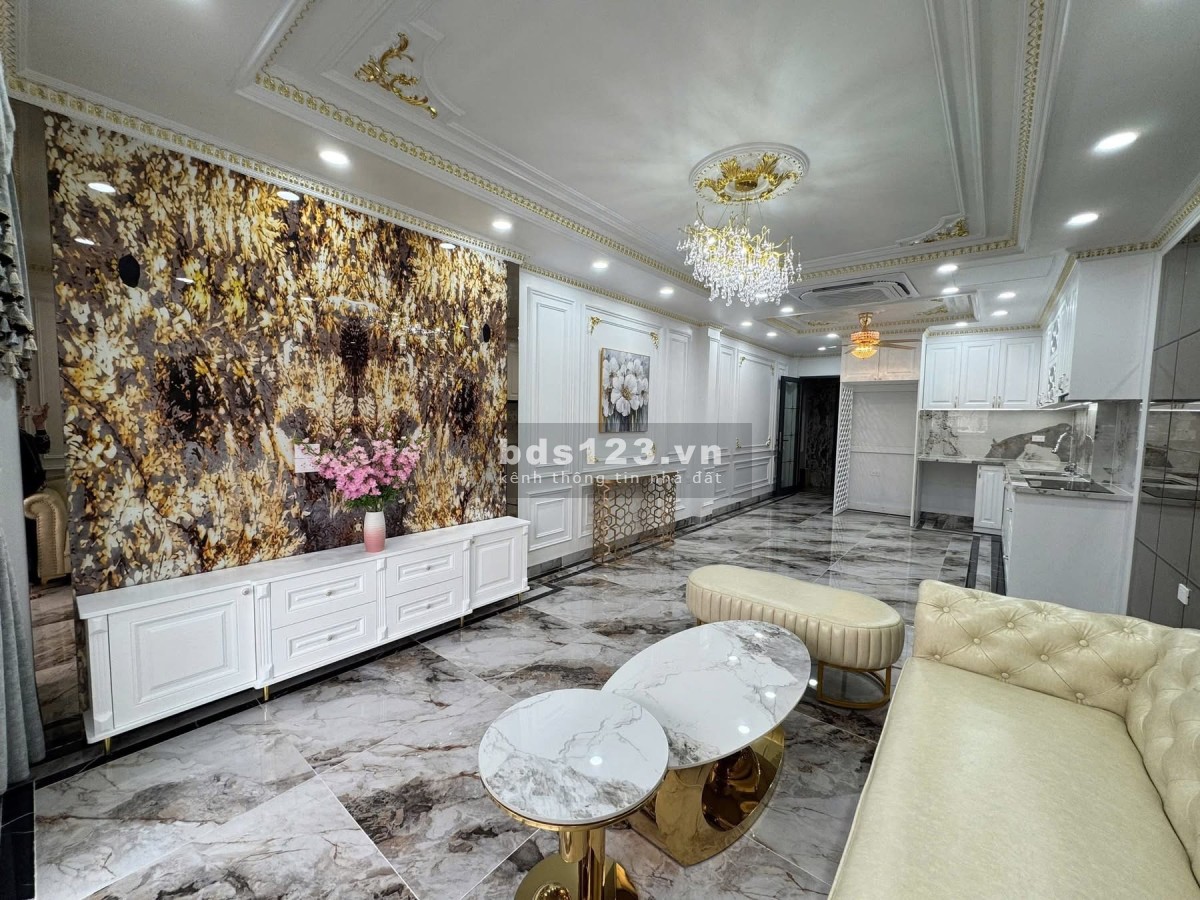 TÀI CHÍNH HƠN 10 TỶ / PHÂN LÔ Ô TÔ / KINH DOANH / NGÃ 4 SỞ / 45m