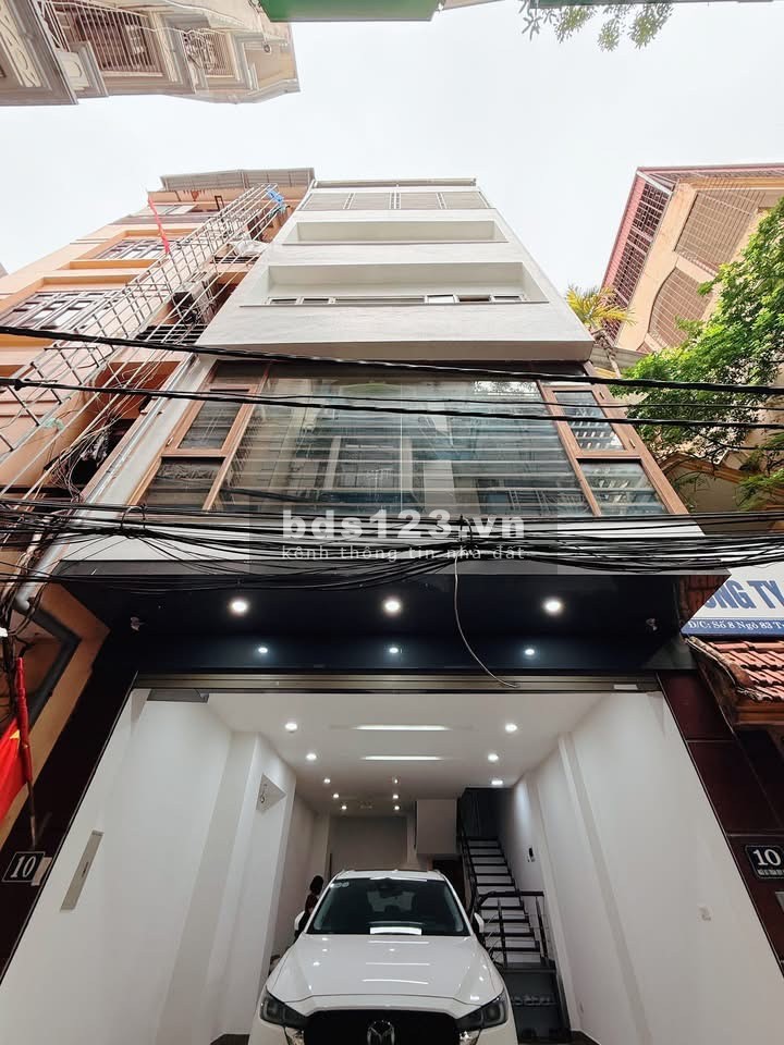 TÀI CHÍNH HƠN 10 TỶ / PHÂN LÔ Ô TÔ / KINH DOANH / NGÃ 4 SỞ / 45m