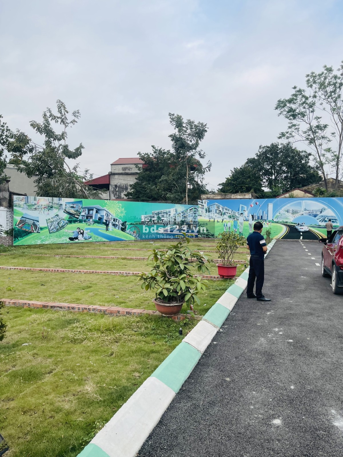 Em cần bán mảnh đất gần 60m ngay phố Chùa Thông ( trung tâm Sơn Tây )