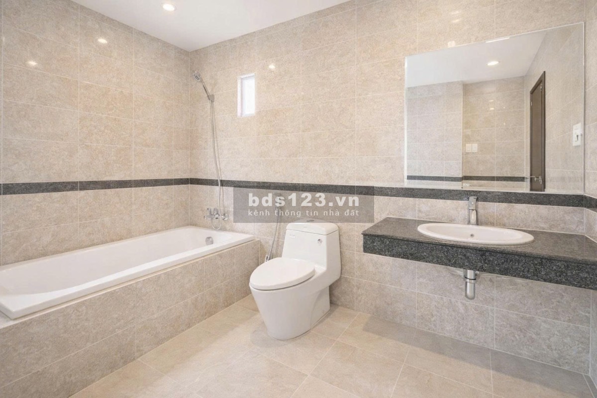 Cho thuê căn hộ 2 phòng ngủ 96m2 chỉ 8.5 triệu