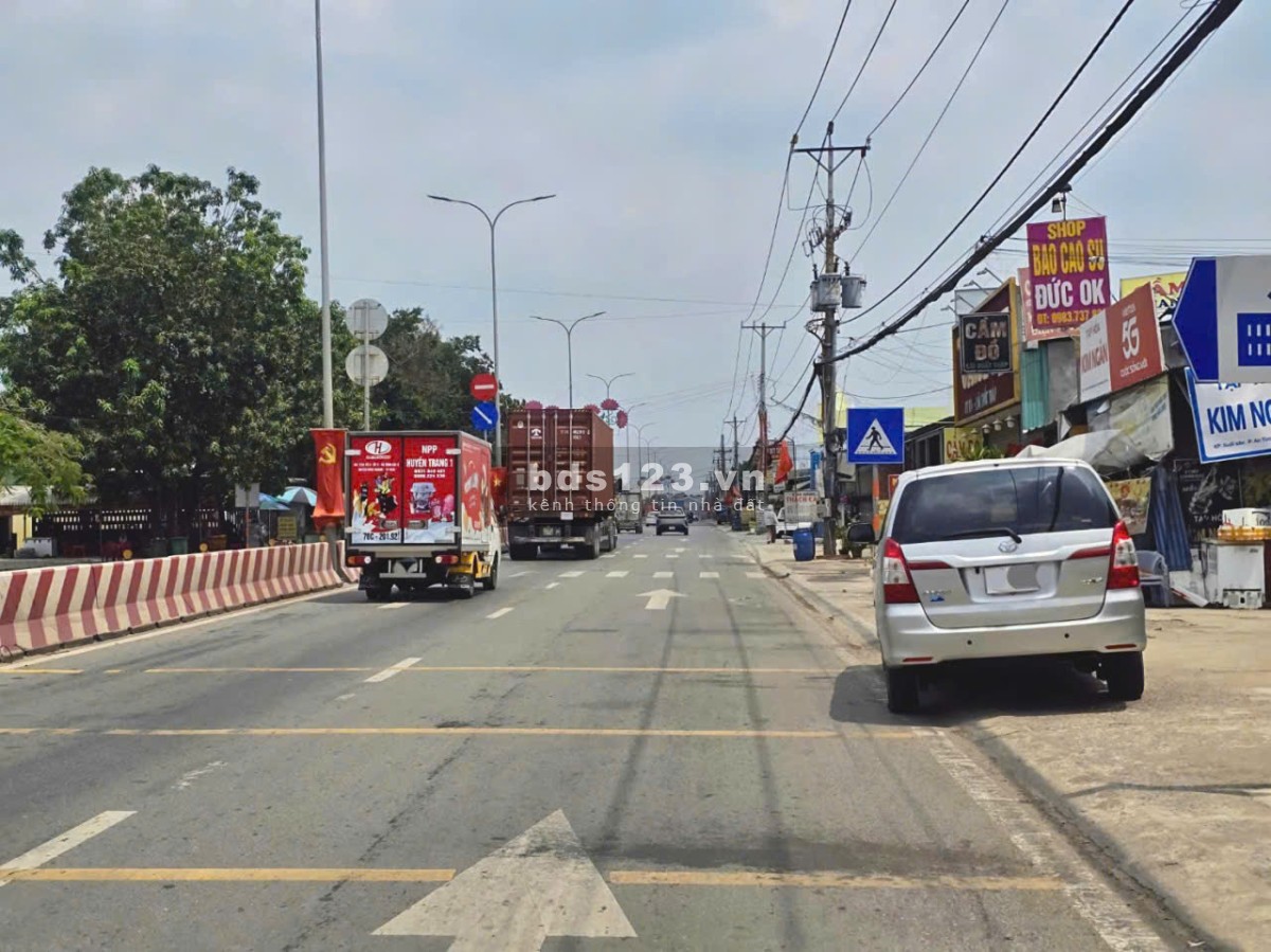 ĐẤT CỦ CHI 3 MẶT TIỀN , 430M2 CÓ SẴN 316M2 THỔ CƯ