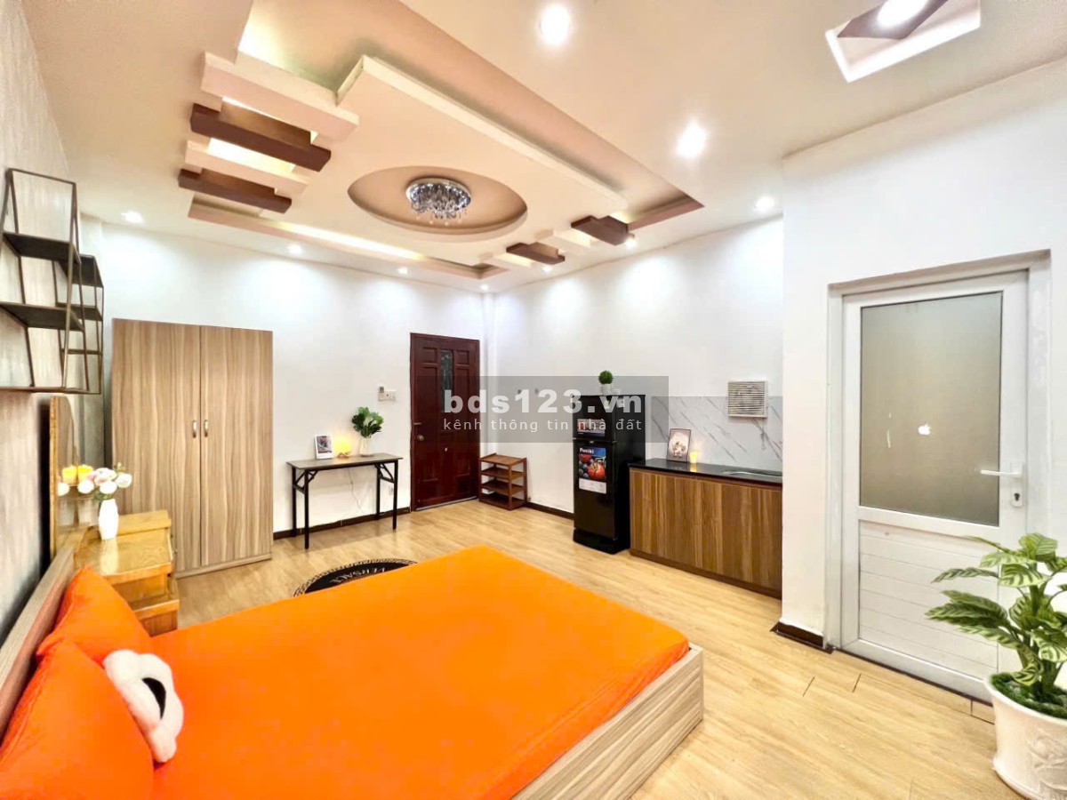 STUIO QUẬN 1 FULL NT CỬA SỔ TRỜI