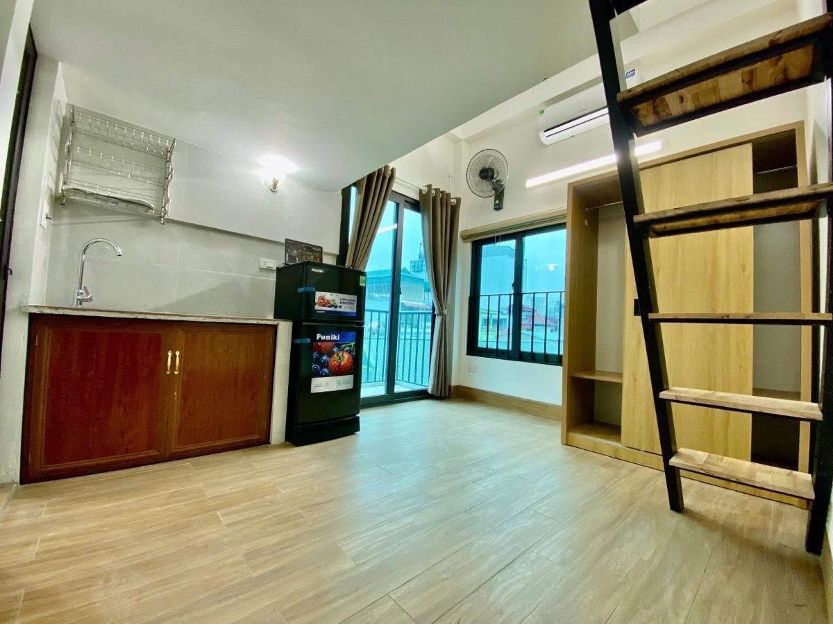 CẦN BÁN CCMN LA THÀNH 104 M2 7 TẦNG MT 8 GIÁ 27.5 TỶ