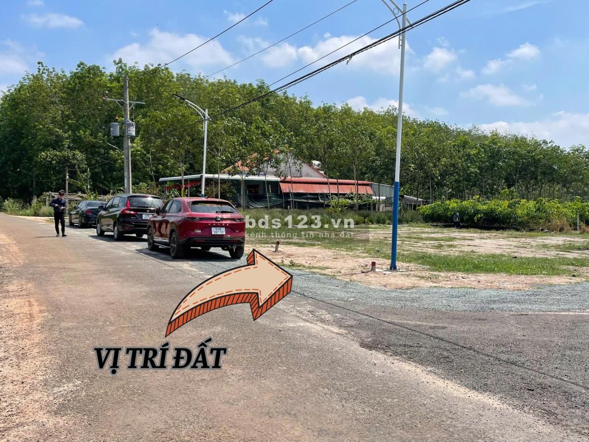 Đất ngay trung tâm Minh Long – giá mềm hiếm có