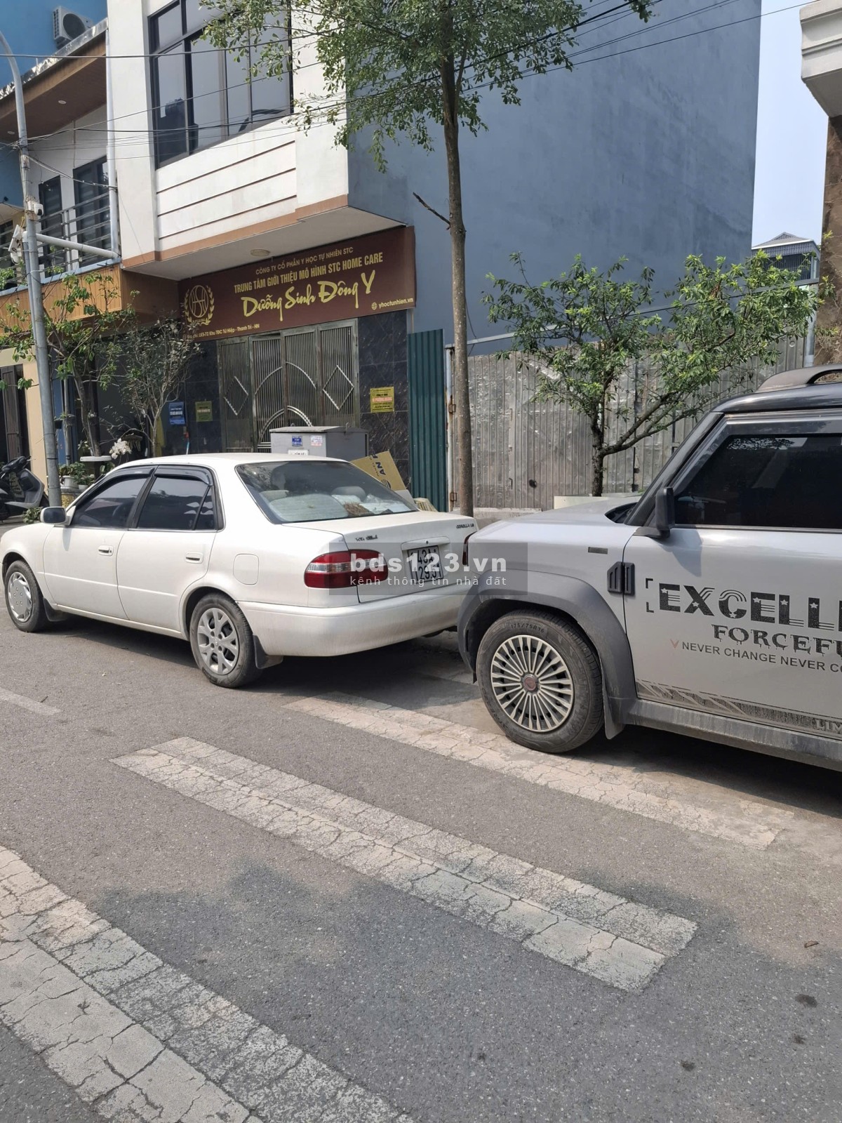 Đất phân lô Tứ Hiệp gần Chung cư IEC 60m giá 16 tỷ