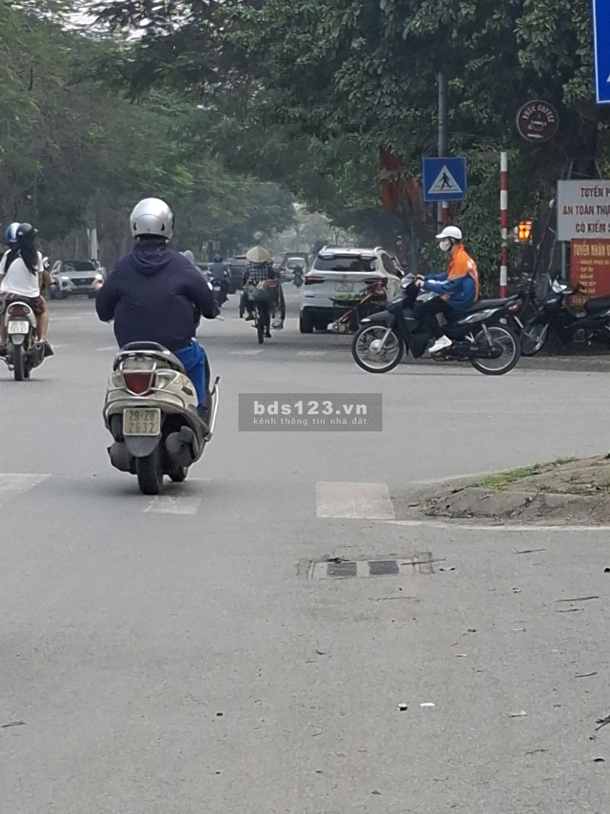 Mặt đường Vũ Lăng gần Chung cư IEC 140m giá 64 tỷ