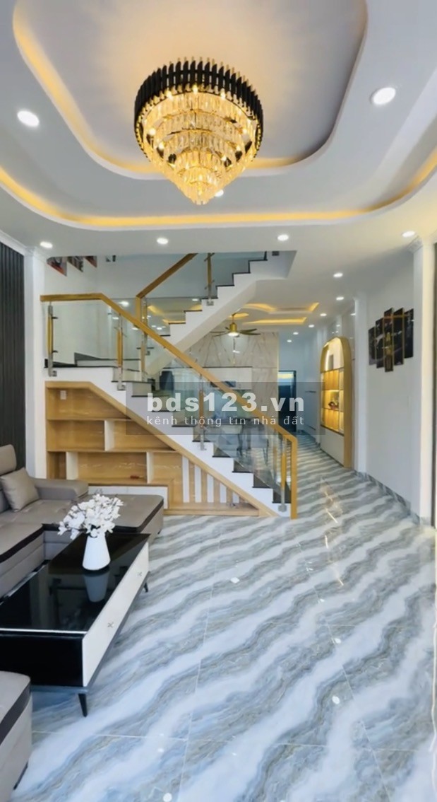 TRẢ NGAY 300Tr NHẬN NHÀ NGAYNHÀ MẶT TIỀN - BÌNH CHÁNH HCM