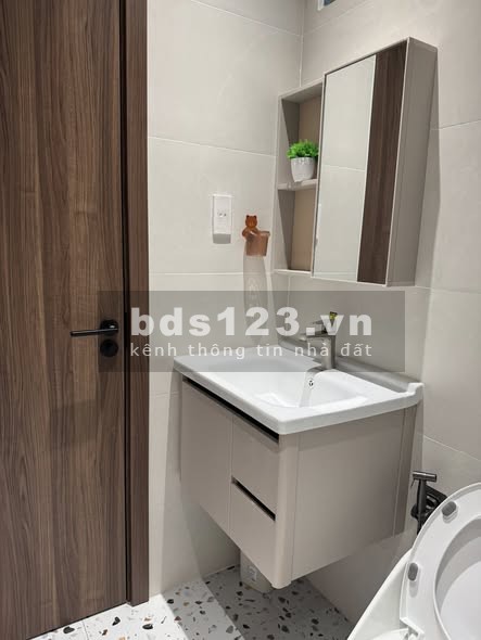 Phòng cho thuê 30m2 hẻm xe hơi Hoàng Văn Thụ, Phú Nhuận