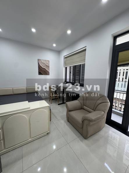 Phòng cho thuê 30m2 hẻm xe hơi Hoàng Văn Thụ, Phú Nhuận