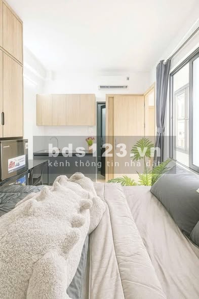 Phòng có thang máy 166 Huỳnh Văn Nghệ, P15, Tân Bình - Giá ưu đãi