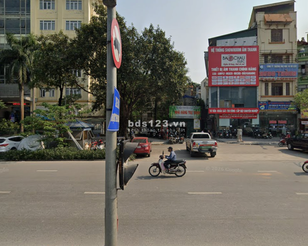 Cho thuê nhà mặt phố Trần Khát Chân, 150 triệu, 80m2, 2 tầng,…