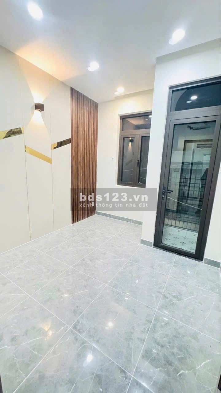 Bán nhà MỚI 4 tầng Tôn Đản, 33m2, giá 2 tỷ800. Trung tâm Q4 -…