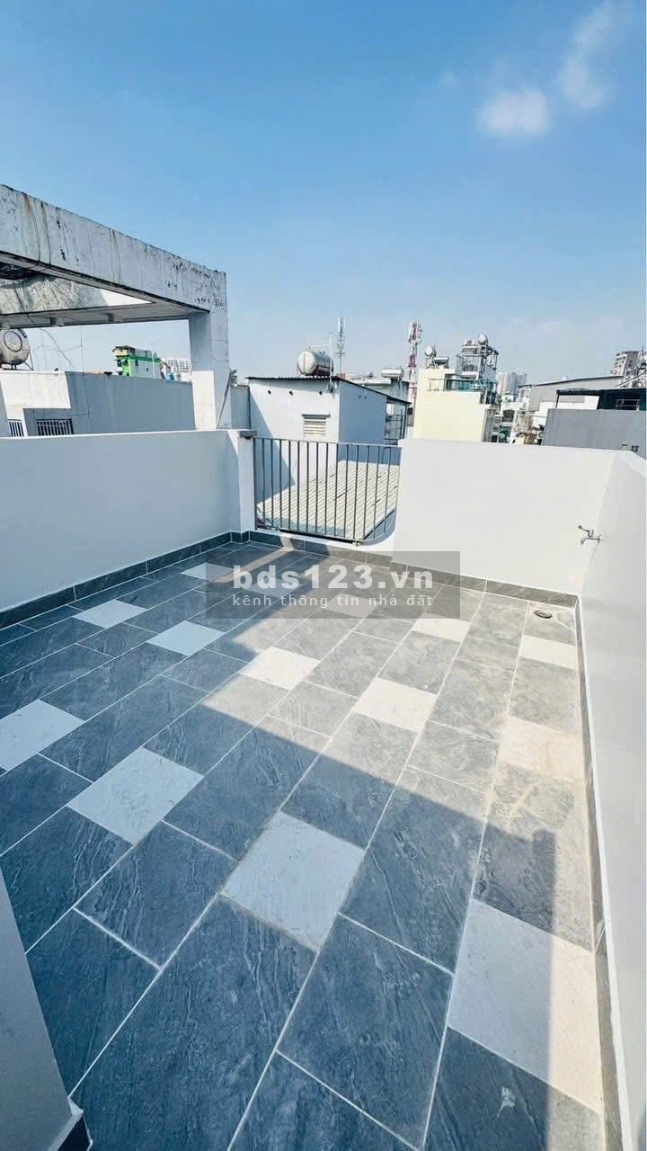 Bán nhà MỚI 4 tầng Tôn Đản, 33m2, giá 2 tỷ800. Trung tâm Q4 -…