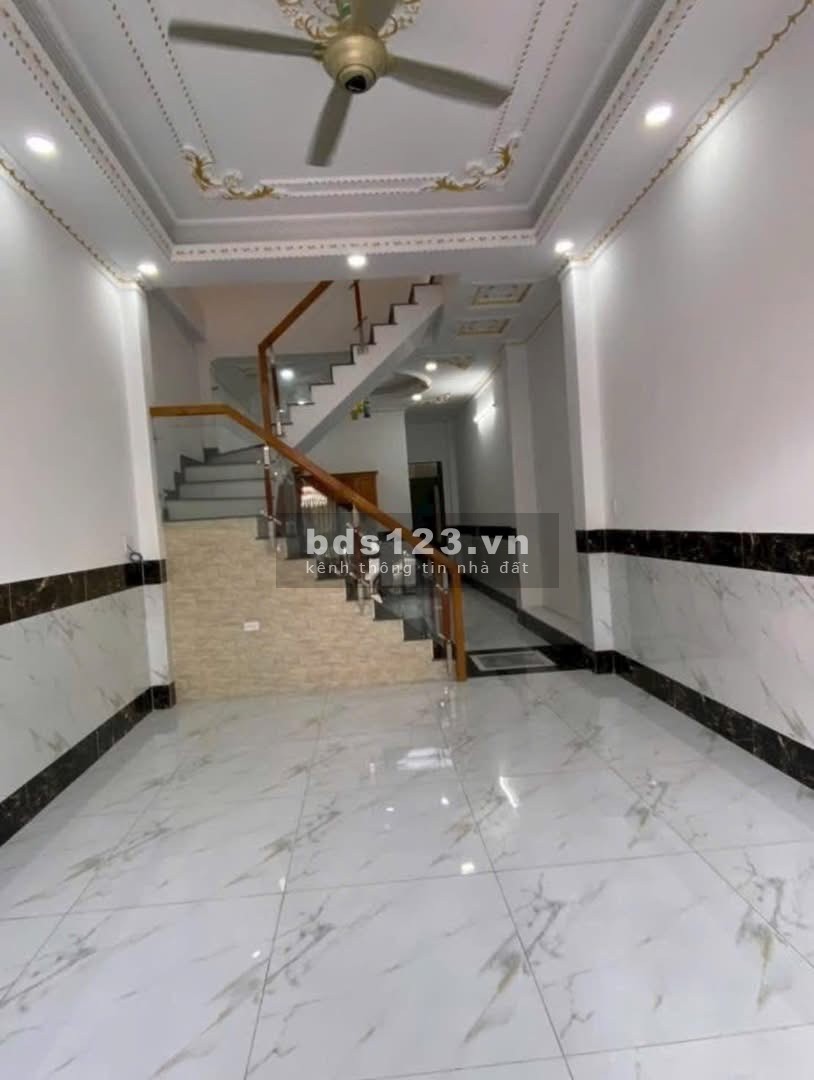 NHÀ THANH LÝ GẤP – GIÁ CHỈ 880 TRIỆU TẠI BÌNH CHÁNH