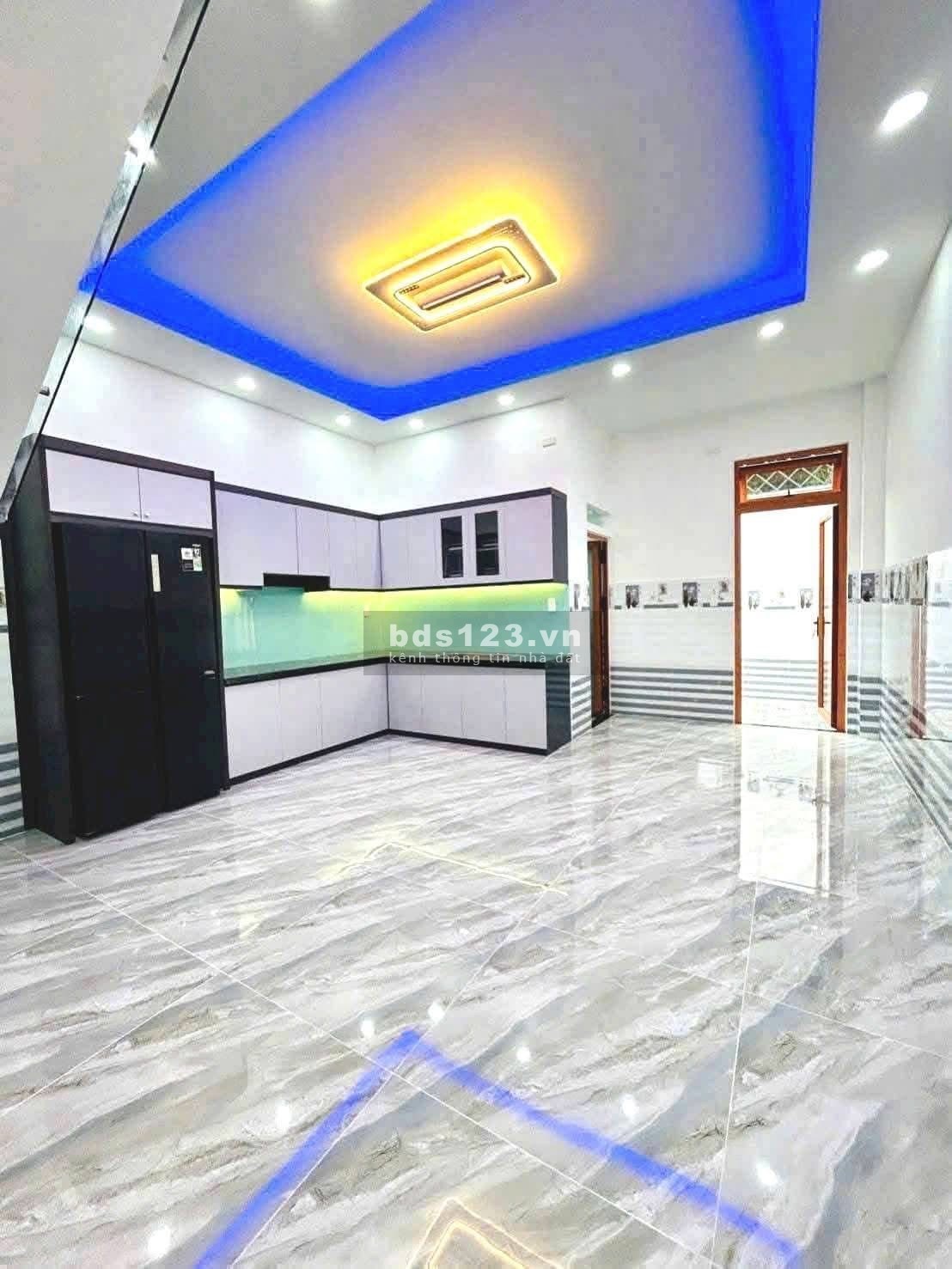 NHÀ 2 LẦU MỚI XÂY HOÀN CÔNG ĐẦY ĐỦ. 2Tỷ300 Nhà thiết kế…