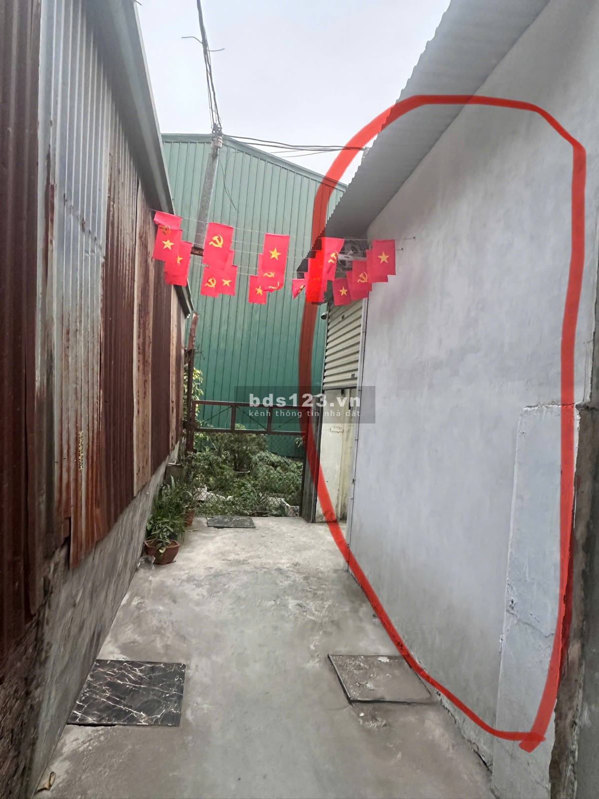 Bán nhà đất bìa đỏ chính chủ trong ngõ