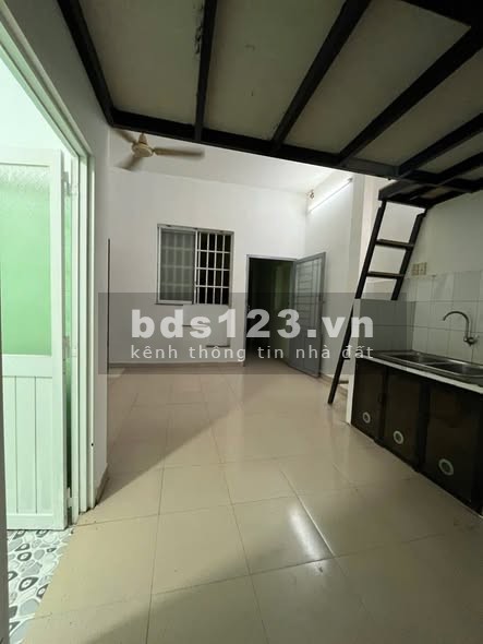 Phòng cửa sổ trời, full tiện nghi tại 349 Tô Ký, P. Trung Mỹ…