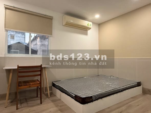 Phòng vừa hoàn thiện, nội thất đủ tại Hoa Hồng, Phú…