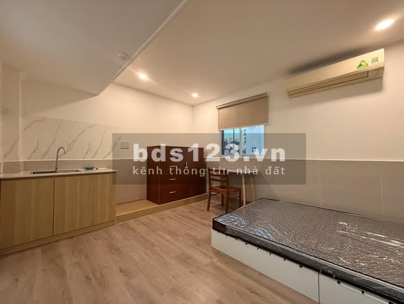 Phòng vừa hoàn thiện, nội thất đủ tại Hoa Hồng, Phú…