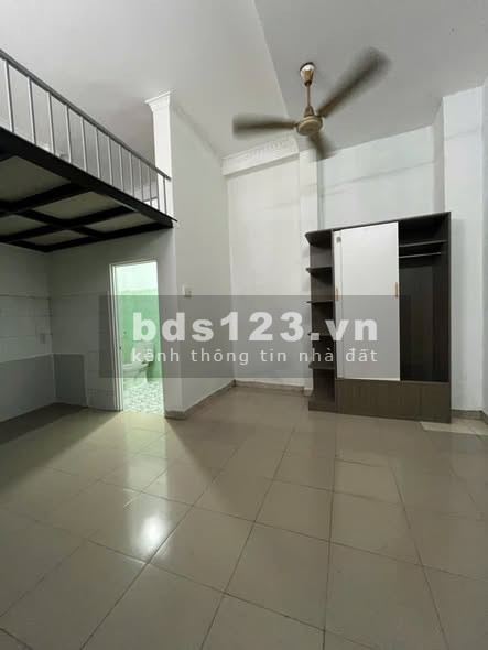 Phòng cửa sổ trời, full tiện nghi tại 349 Tô Ký, P. Trung Mỹ…