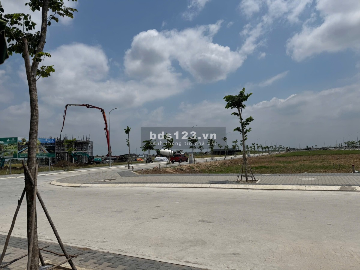 Đầu tư chỉ 500tr lô 90m2 đối diện TTTM ngay Mặt tiền Vành…