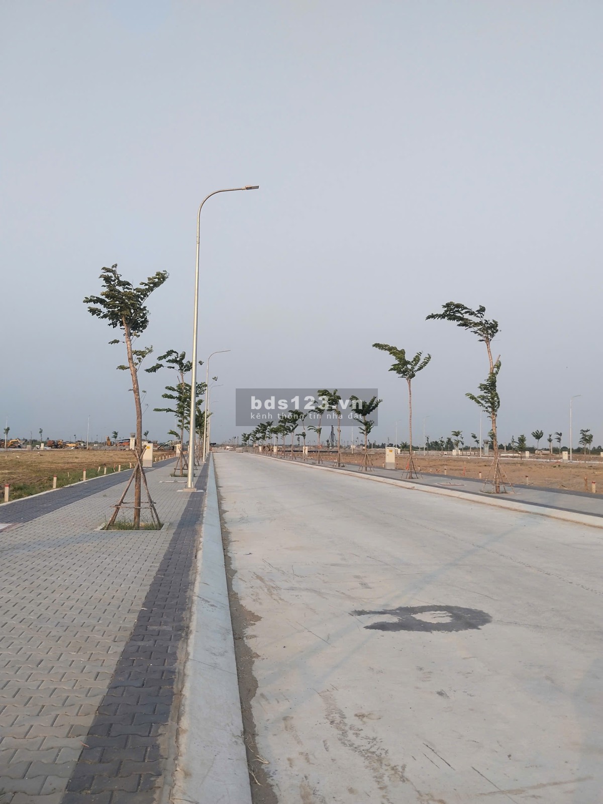 Đầu tư chỉ 500tr lô 90m2 đối diện TTTM ngay Mặt tiền Vành…