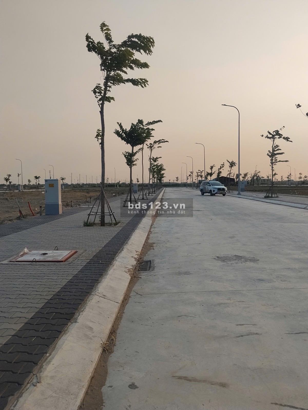 Đầu tư chỉ 500tr lô 90m2 đối diện TTTM ngay Mặt tiền Vành…