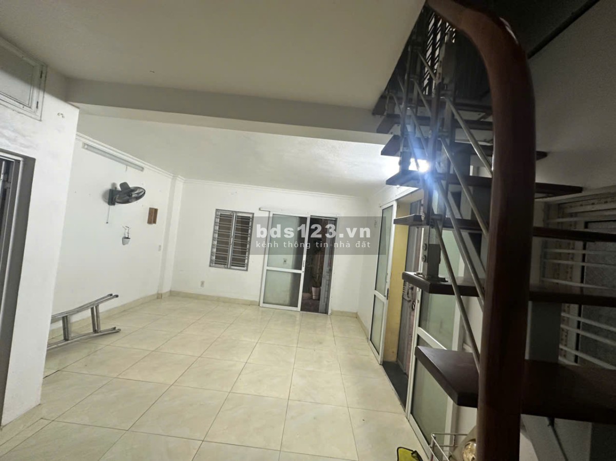 Cho thuê nhà riêng 2 tầng x 30m2, Khương Thượng (Nội thất cơ bản, gần bệnh viện, trường học, chợ)