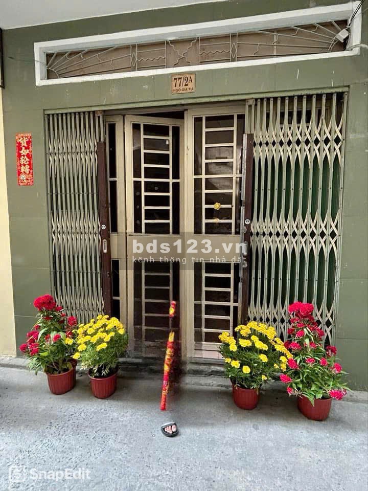 Cho thuê MB và 1 phòng trên lầu tại hẻm 77 Ngô Gia Tự P2 Q10