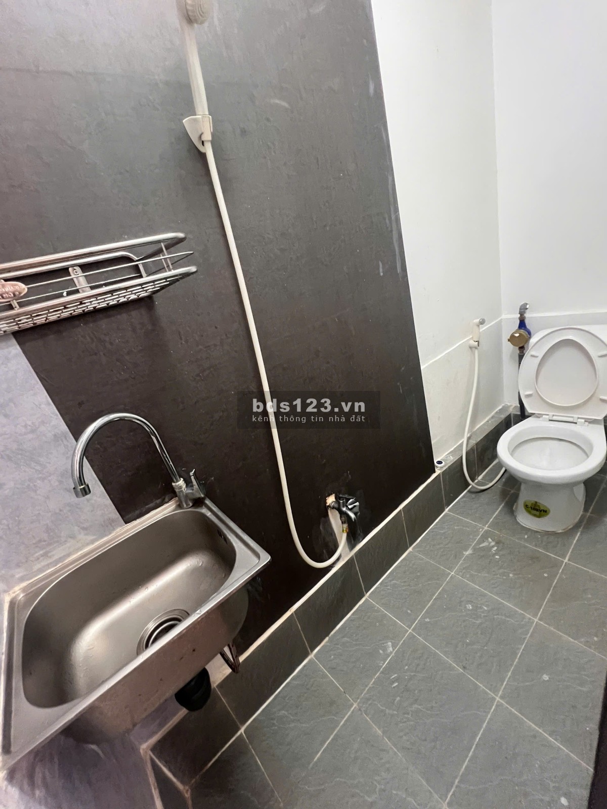 phòng 20m2 có toilet riêng cửa sổ ngay chợ Tân Bình, đường…