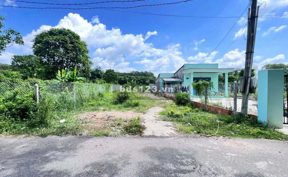 Cần bán gấp lô đất gần Khu Công Nghiệp Nam Đồng phú , giá…