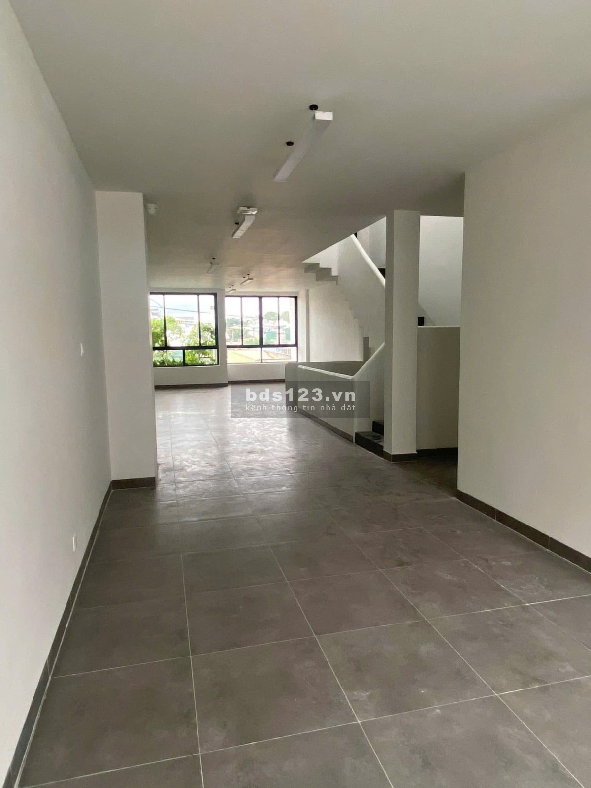 Cho thuê nhà nguyên căn 4 tầng KĐT Thành Phố Cà Phê giá tốt.