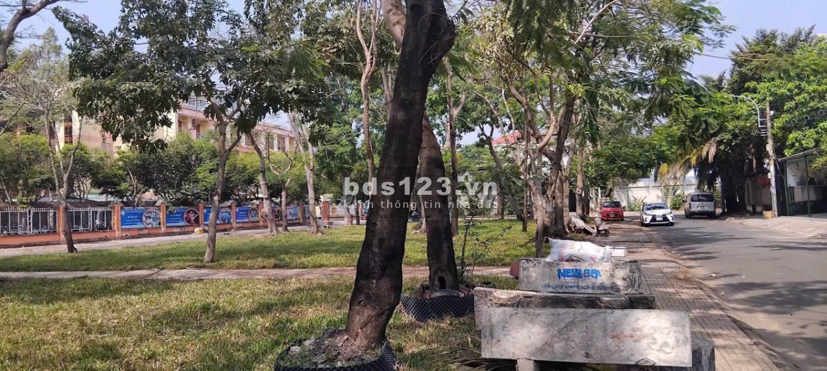 Bán lô đất 500m2 ĐS 14B trên đất có nhà 2 lầu + 1 nhà C4 & 20…