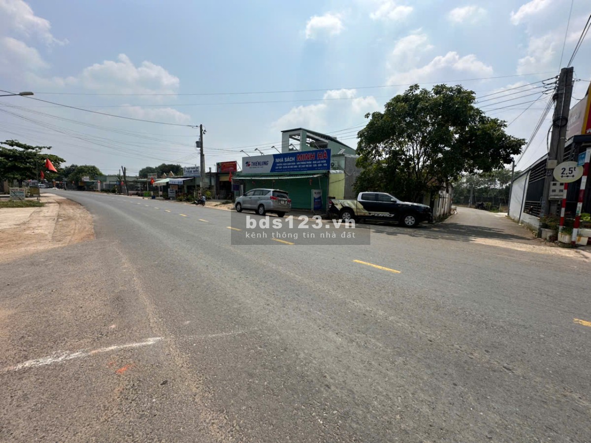 Bán đất nền khu đô thị TP. HCM mới ngay khu công nghiệp VSIP 2, dân cư đông đúc