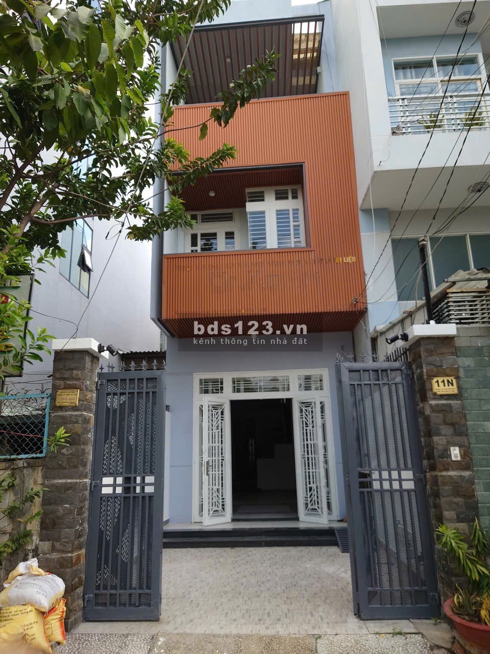 Nhà cho thuê nguyên căn.Diện tích 4x23