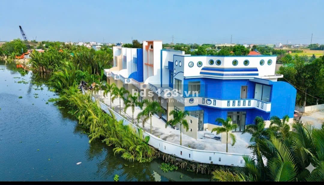 Bán nhà phố view sông 2 tầng – chỉ 1.65 tỷ - sổ hồng riêng