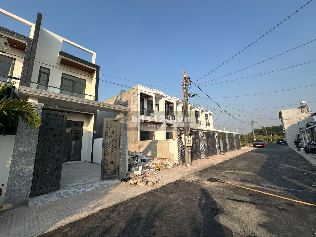 Nhà ở Phường Tân Triều giá Thương Lượng gần đường…