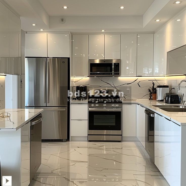 CẦN BÁN CĂN HỘ 120 M2 TOÀ OCT5B HÀ NỘI BAN CÔNG ĐÔNG NAM