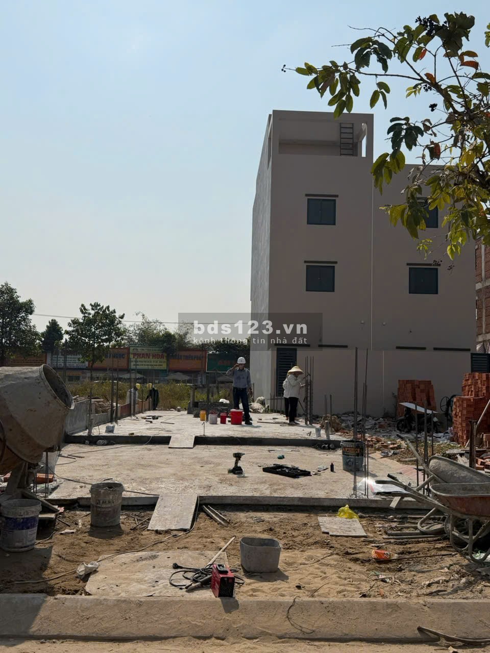 Bán nền đất 80m2 tại khu đô thị đông bình dương giá 1 tỷ 240 triệu. Liên hệ 0856817178