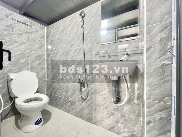 Phòng trọ giá 2.6 triệu tại 496/99 Dương Quảng Hàm, P5 GV