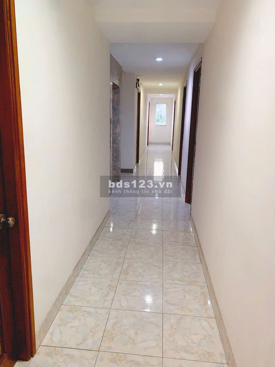 Cho thuê khách sạn 26 Phòng/Có Thang máy, mặt tiền Quận 12