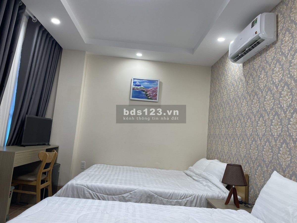 Bán khách sạn 16 phòng ở trung tâm phú mỹ