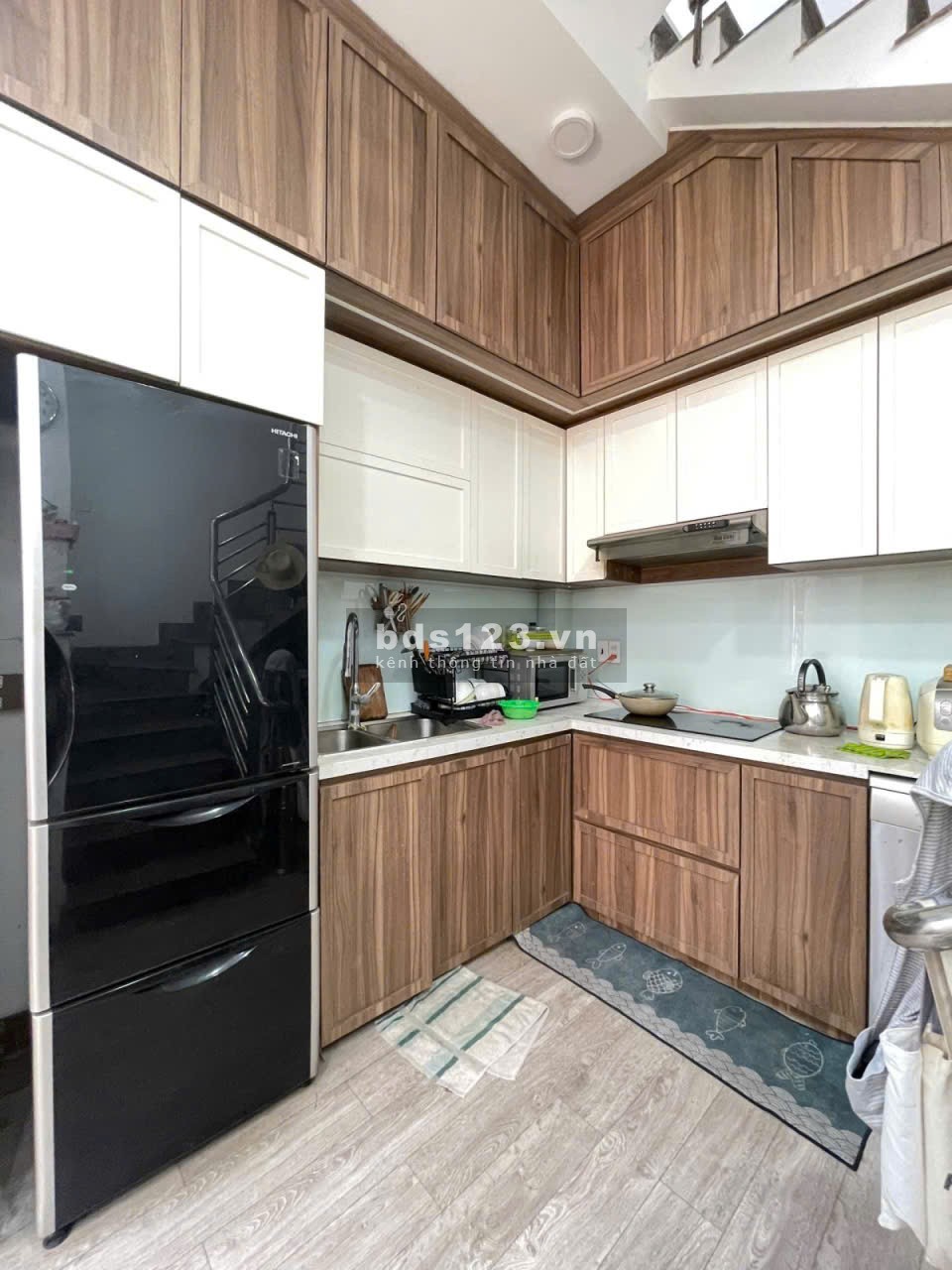 Nhà 4 tầng Vườn Lài, chỗ đậu ô tô, gần UB Tân Phú, 4.9 tỷ