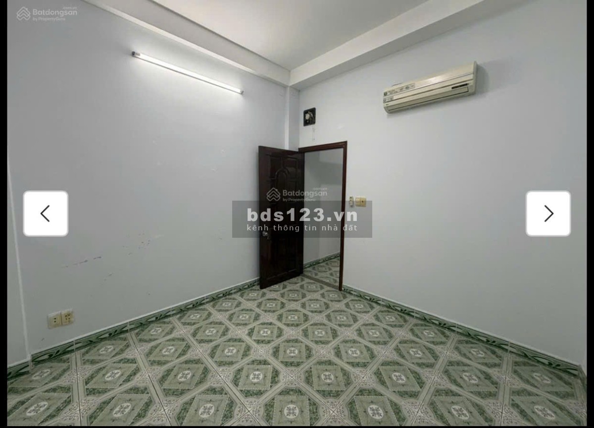 Cho thuê nhà nguyên căn hẻm xe hơi 4pn 3wc tại Hoàng Hoa Thám -…