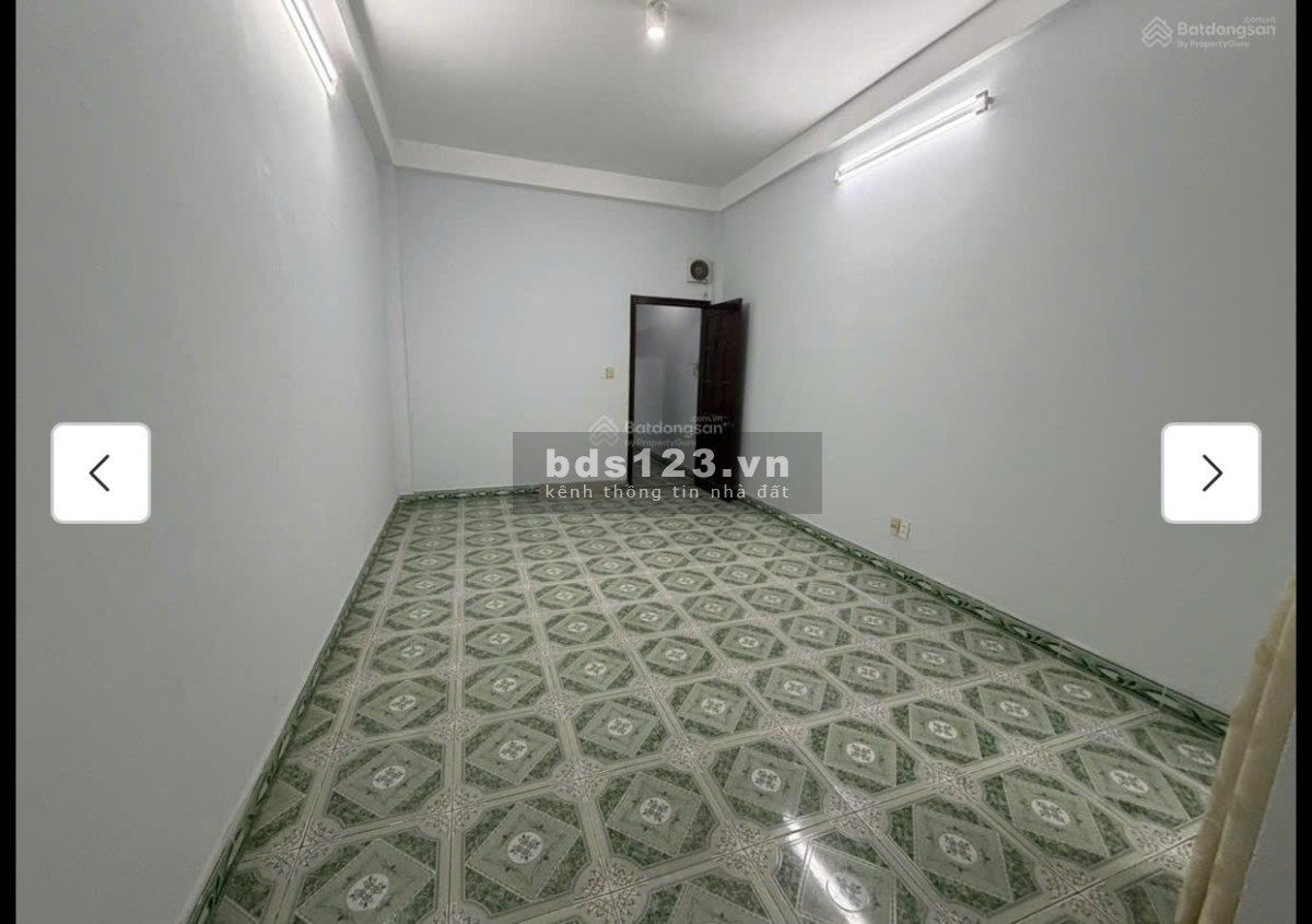 Cho thuê nhà nguyên căn hẻm xe hơi 4pn 3wc tại Hoàng Hoa Thám -…